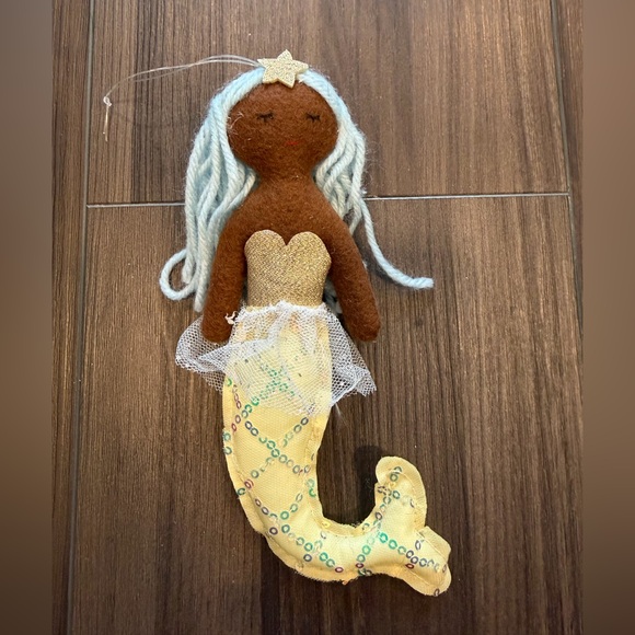 Target Multicolor Sequin Llama and Mermaid Ornaments - Picture 2 of 5